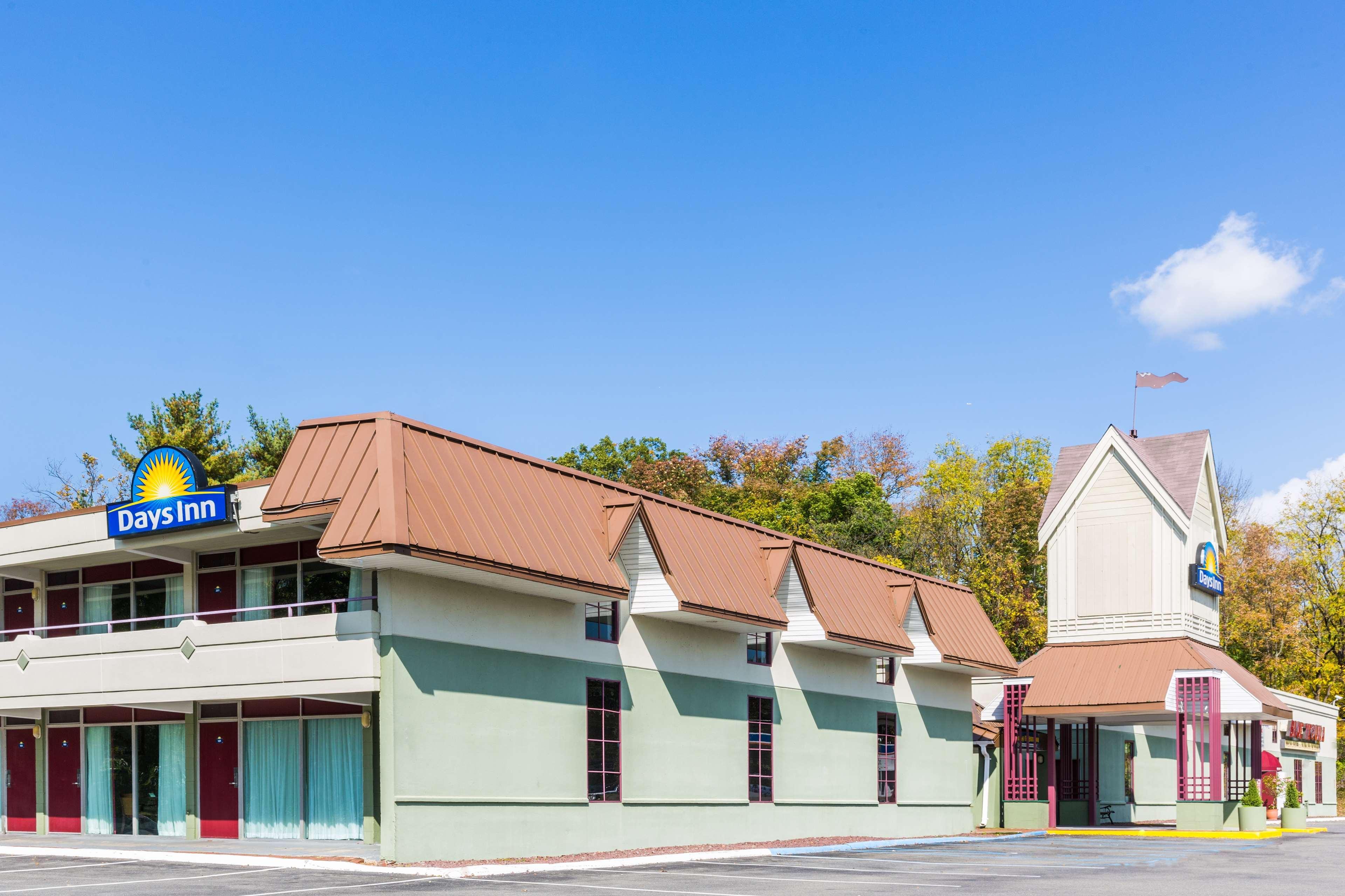 Days Inn East Stroudsburg Ngoại thất bức ảnh