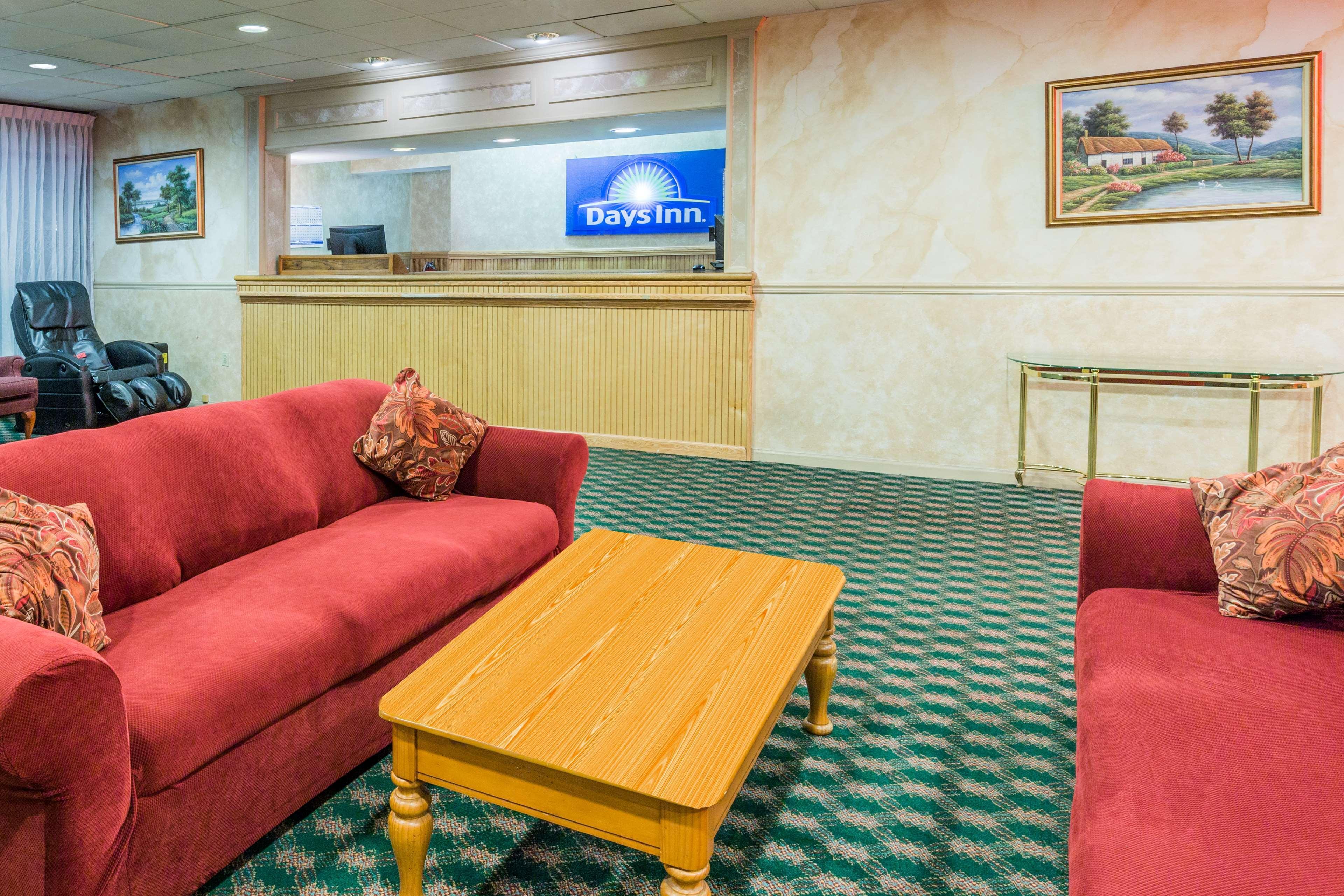 Days Inn East Stroudsburg Ngoại thất bức ảnh