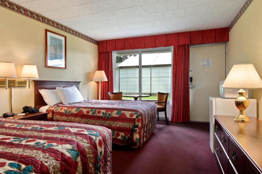 Days Inn East Stroudsburg Phòng bức ảnh